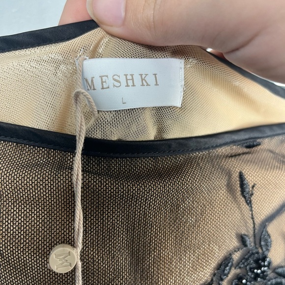 Meshki two piece  Xena Floral Embroidered crop top and skirt set size large - Picture 11 of 14